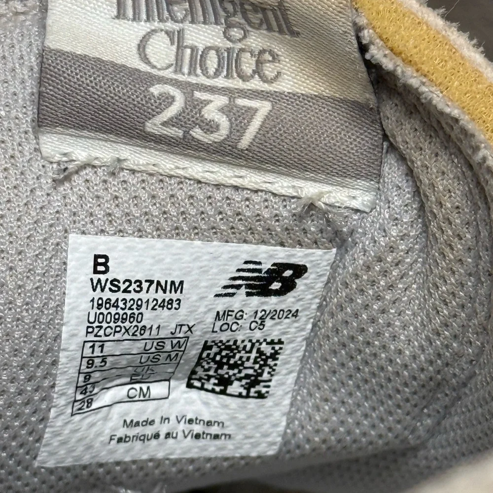 New Balance Suede and Mesh Gray Sneakers - Picture 7 of 10